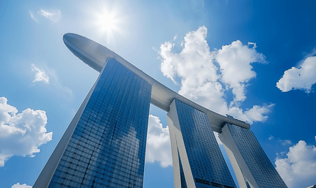 蓝天下的新加坡金沙酒店风景旅游城市都市地标建筑