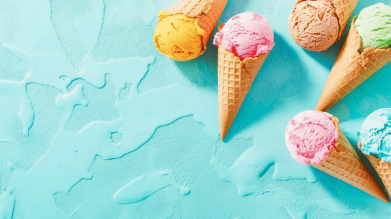 创意清新糖果色夏天冷饮冰淇淋筒蓝色蛋筒背景图