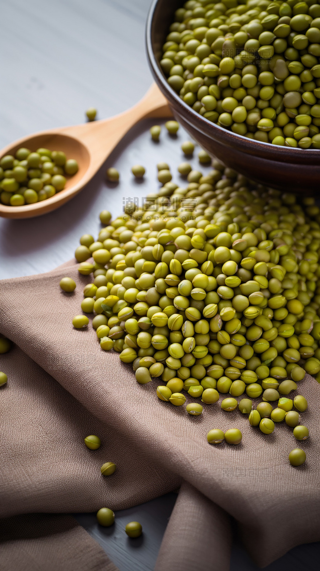 豆类营养物质摄影图超级绿豆五谷杂粮食材绿豆粥