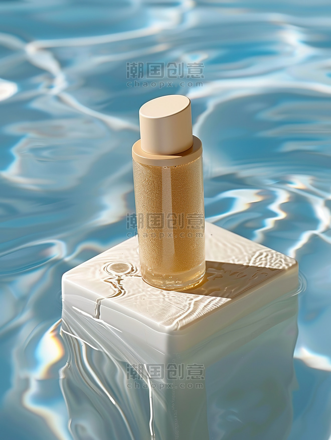 创意夏天夏季美妆化妆品拍摄水面水边的金色化妆品瓶摄影照片